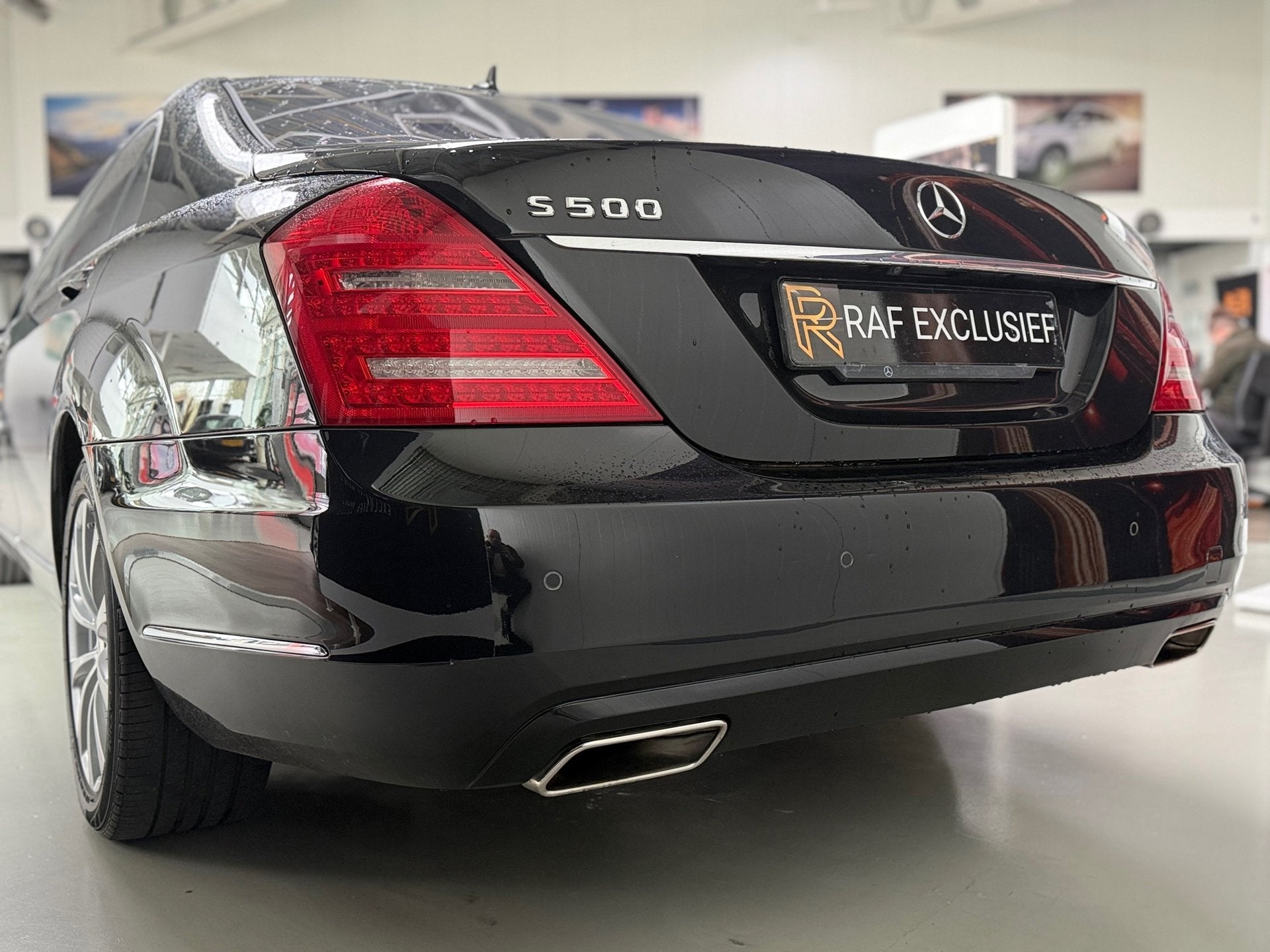 Mercedes-Benz S-klasse 500 4-Matic Lang,GEKOELDE STOELEN,ver, Auto's, Mercedes-Benz, Gebruikt, Zwart, Bedrijf, Vierwielaandrijving