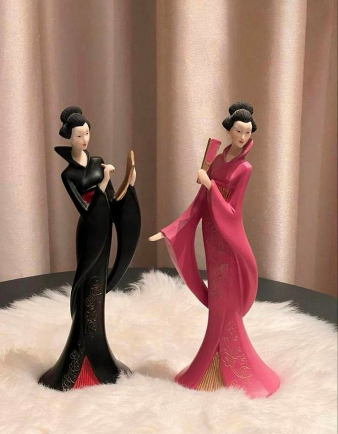 2 chinese beelden, Kleding | Dames, Ophalen of Verzenden, Zo goed als nieuw, Overige typen