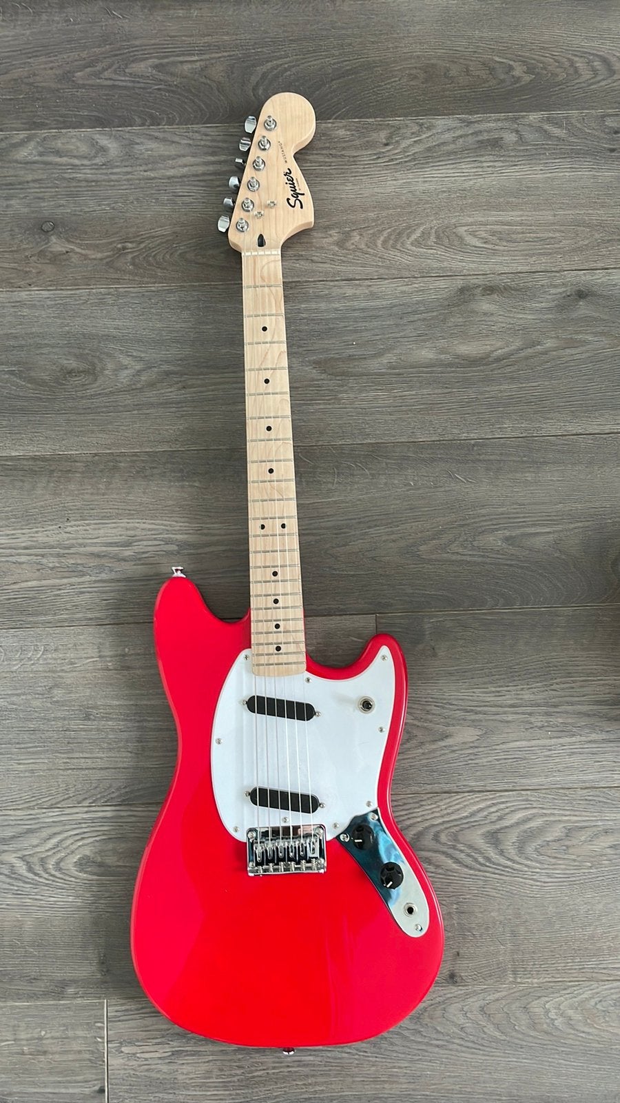 Squier Sonic Mustang, Muziek en Instrumenten, Ophalen of Verzenden, Zo goed als nieuw, Solid body, Overige merken