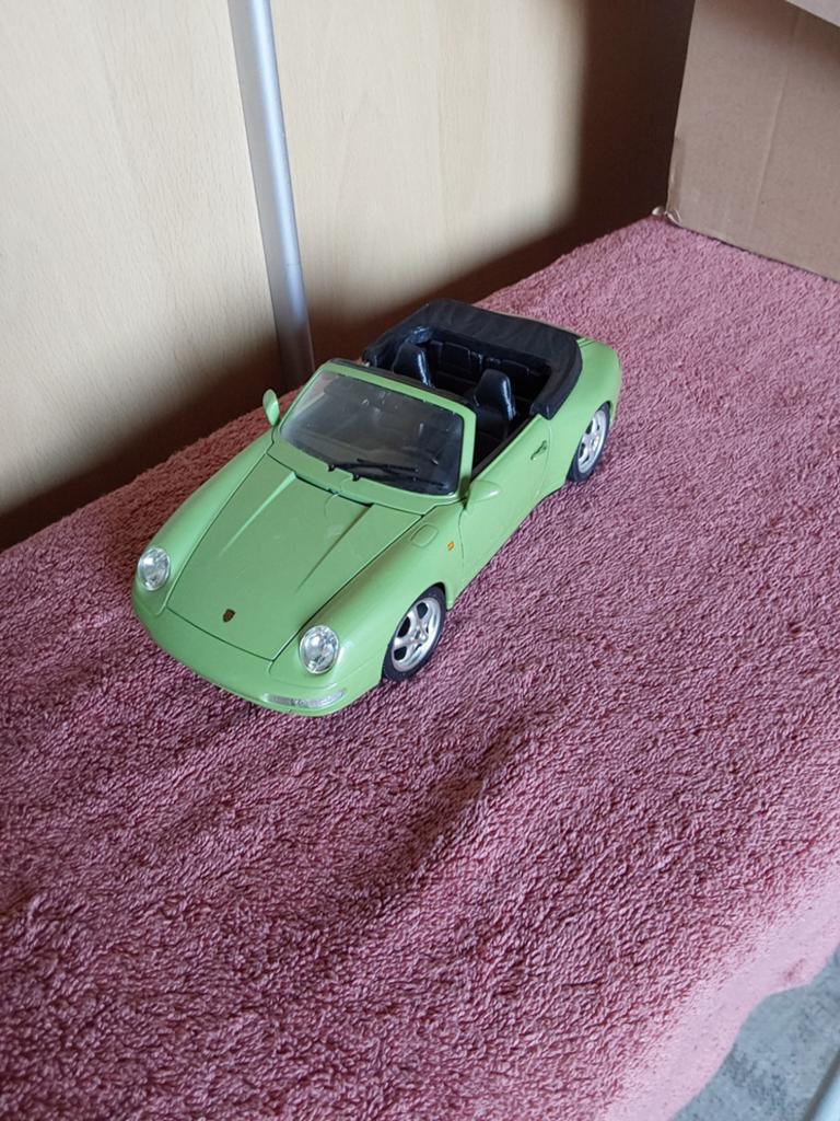 Div Burago 1:18 schaal, Hobby en Vrije tijd, Modelauto's | 1:18, Ophalen of Verzenden, Bburago