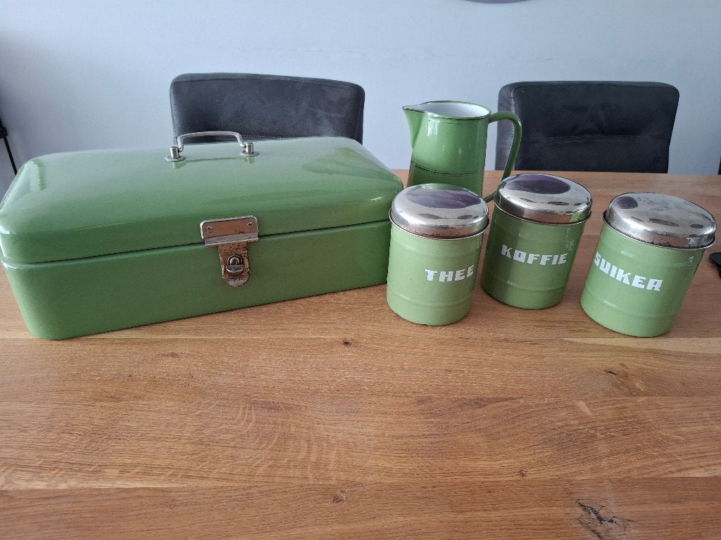 Vintage groen emaille (keuken-)set, Ophalen