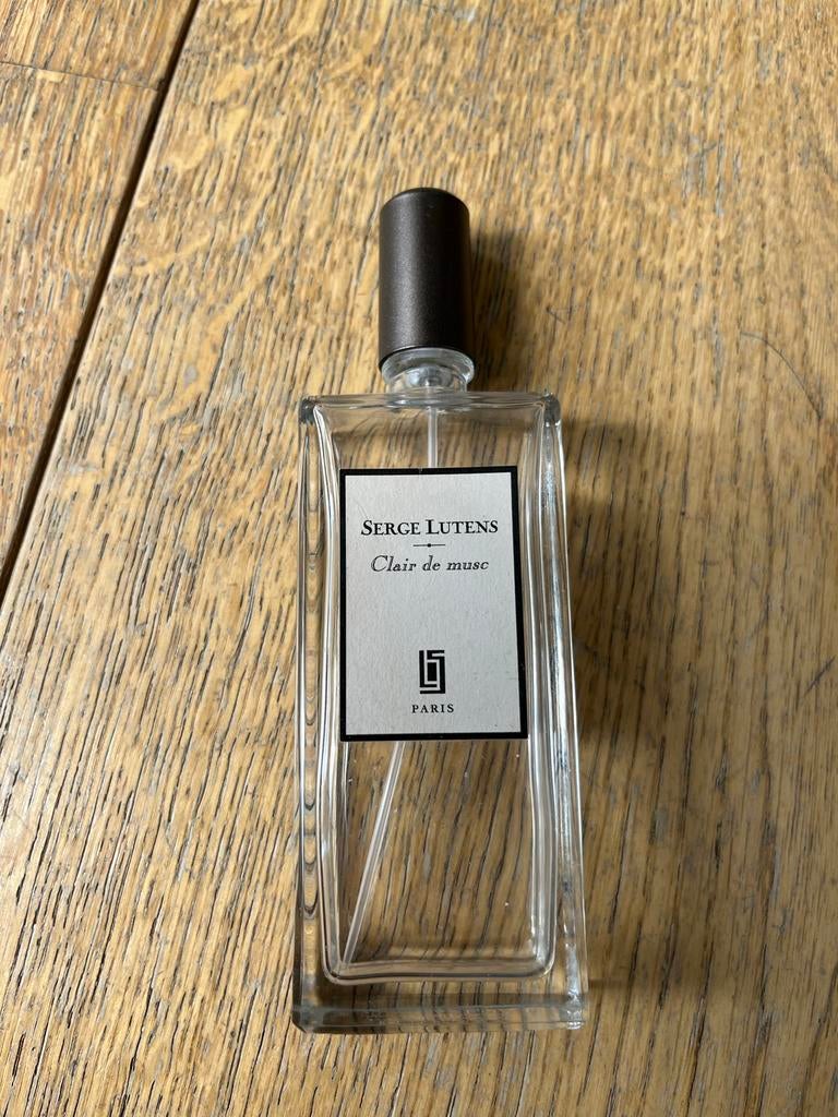 Lege Serge Lutens Clair de Musc parfumfles 50ml, Ophalen of Verzenden, Gebruikt