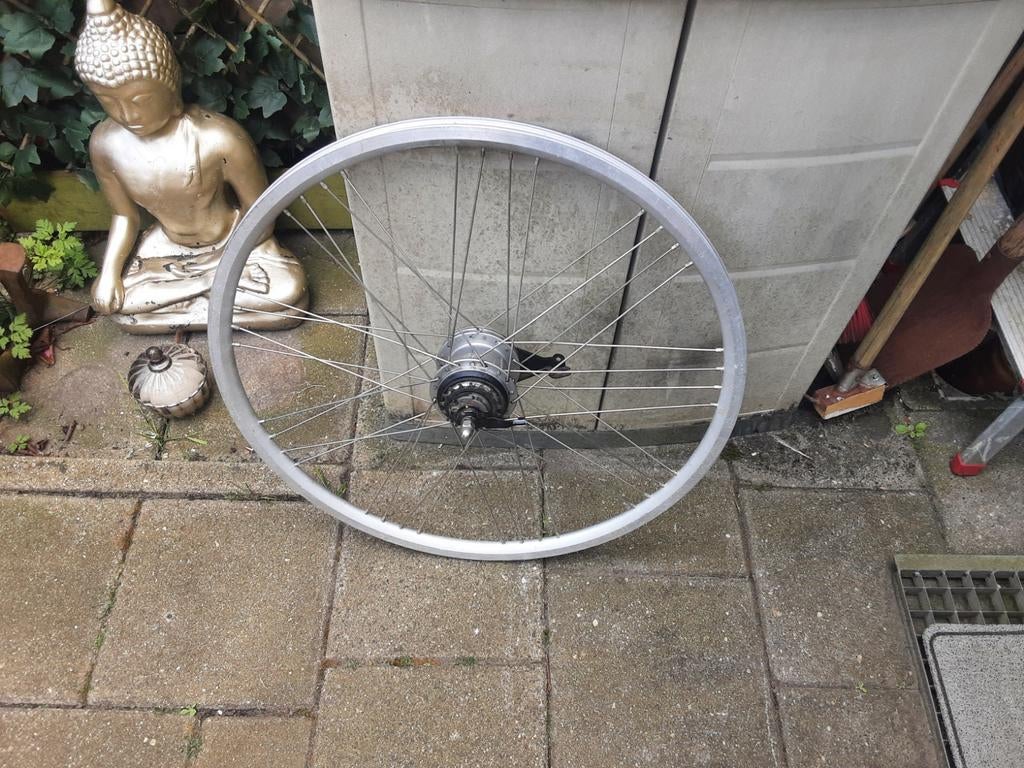 28 inch nexus achterwiel, 8 speed,rollerbrake rem, Ophalen of Verzenden, Gebruikt, Shimano nexus