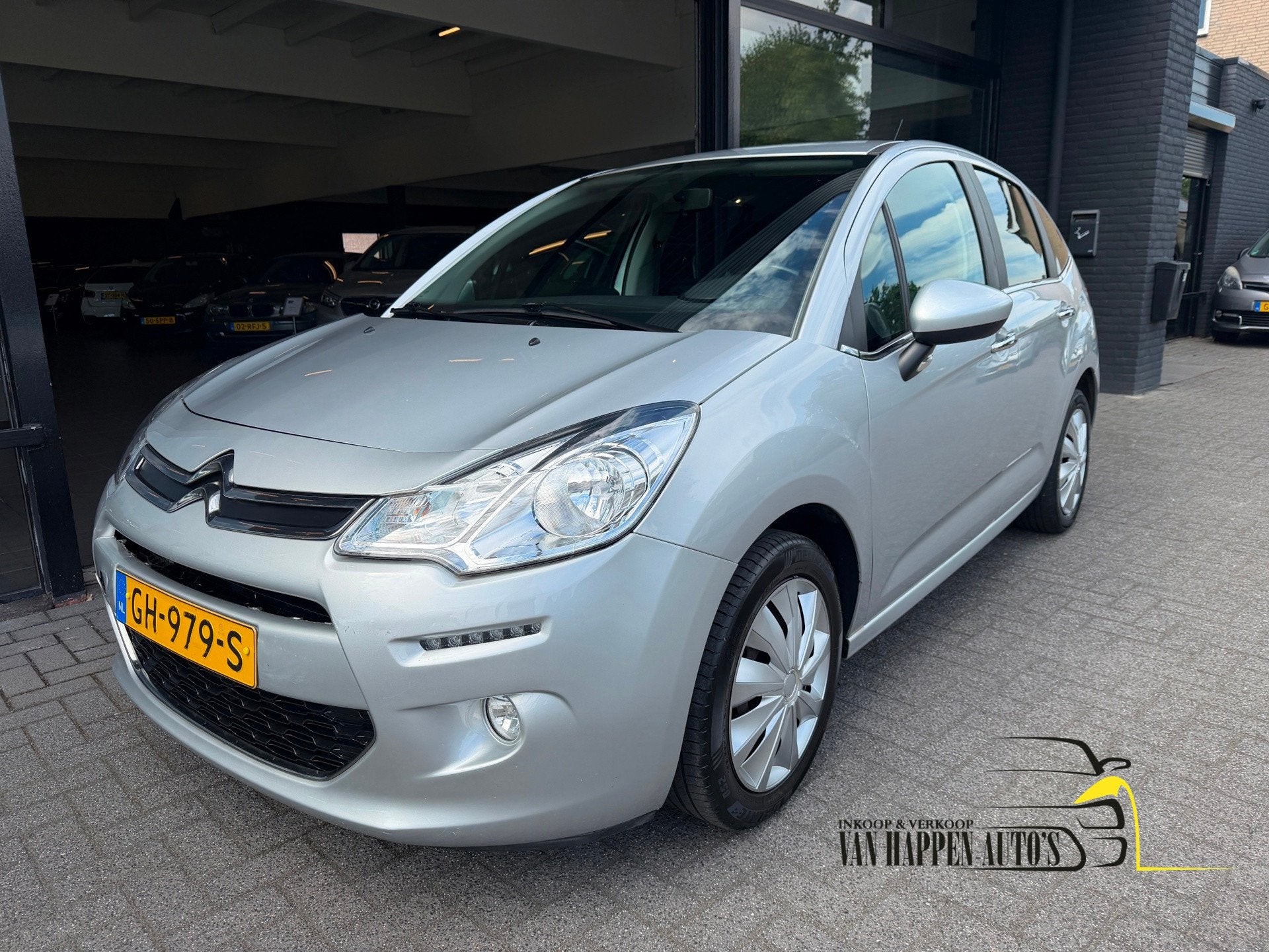 Citroen C3 1.0 PureTech Collection, Auto's, Voorwielaandrijving, 450 kg, Gebruikt, 948 kg