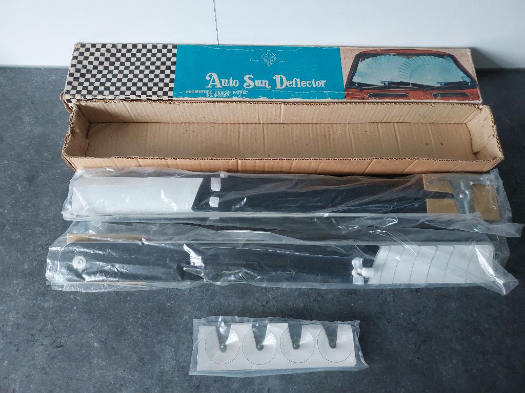 NOS Auto Sun Deflector Metaal VW Kever Mercedes BMW Oldtimer, Auto-onderdelen, Interieur en Bekleding, Ophalen of Verzenden, Nieuw