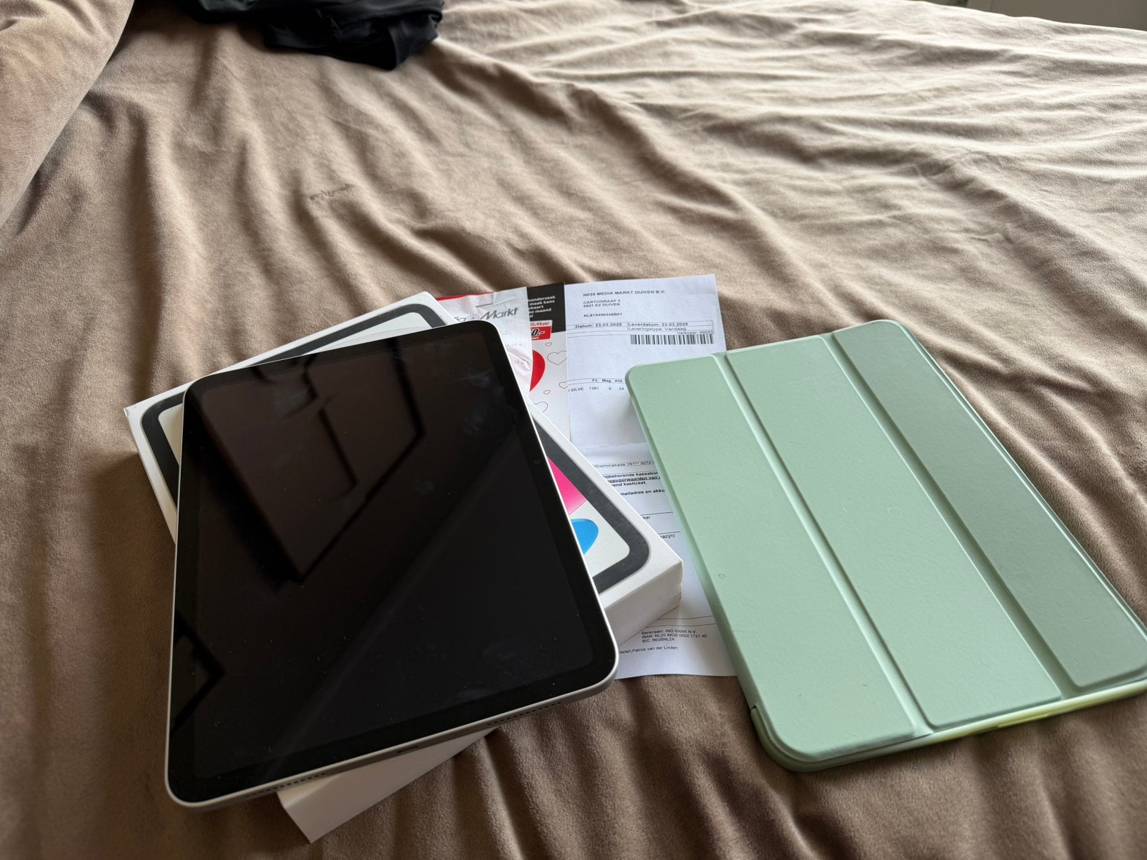 Foto 4 van Ipad 10 64 gb krasvrij!