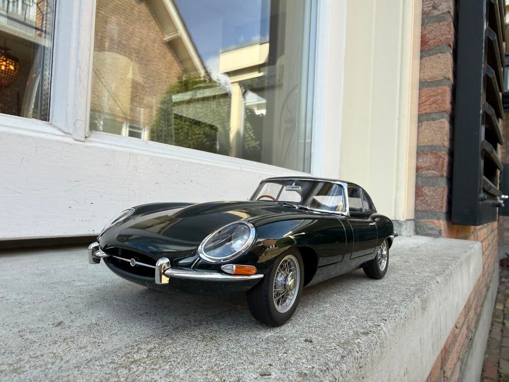 1:18 Jaguar E-Type Coupe Series 1 3.8 groen Autoart 73612, Auto, Autoart, Nieuw, Ophalen of Verzenden