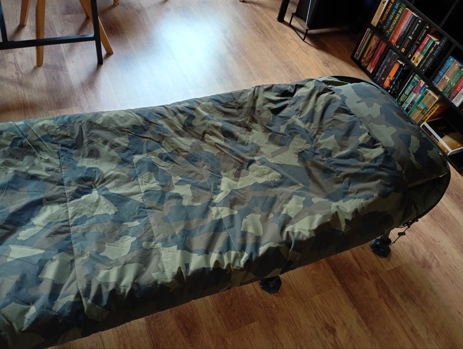 Avid Revolve bedchair + Avid Revolve slaapzak en kussen, Ophalen, Zo goed als nieuw, Overige typen