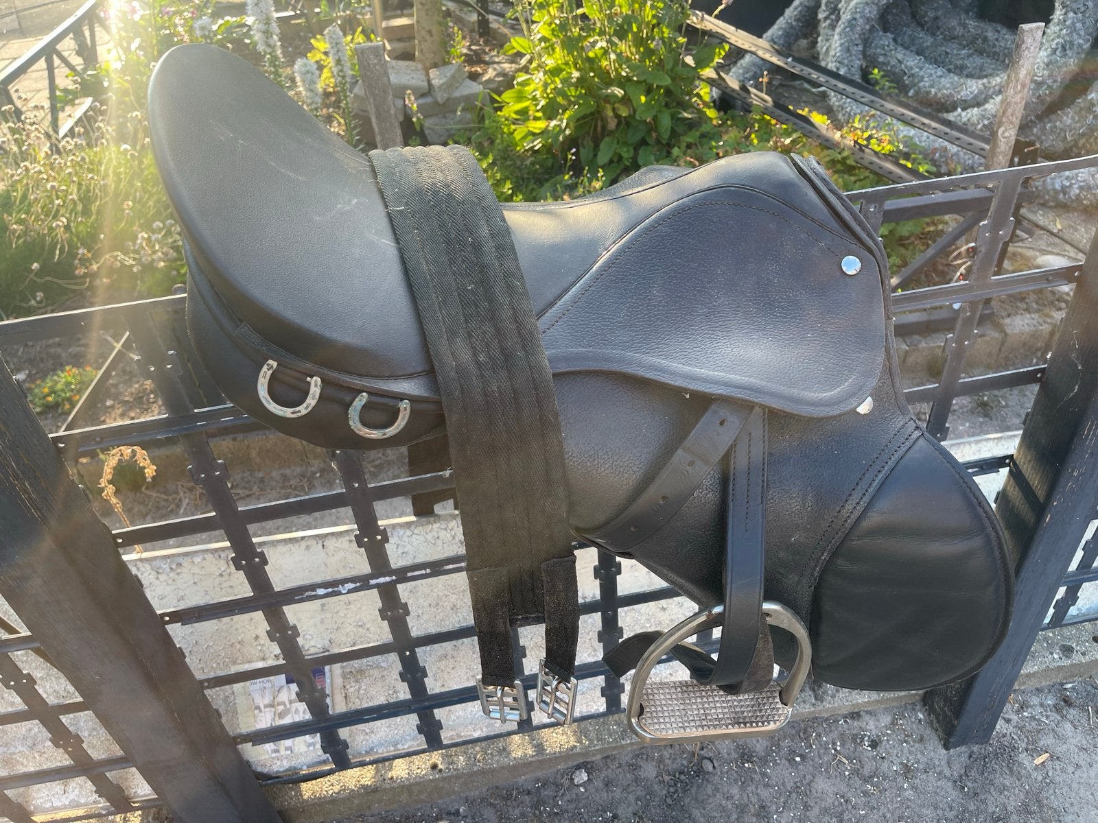 C-pony zadel T.E.A.B., Ophalen, Gebruikt, Recreatie, Inclusief stijgbeugels