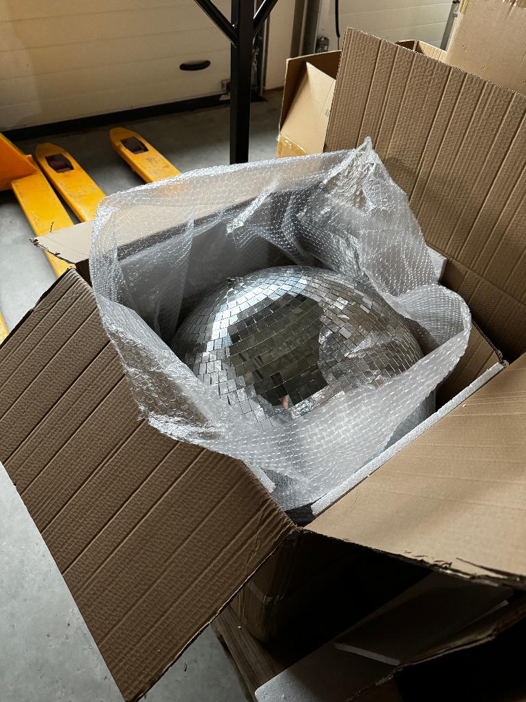 Discobol 60 cm groot spiegelbol discobal grote spiegelbal, Muziek en Instrumenten, Licht en Laser, Ophalen of Verzenden, Zo goed als nieuw