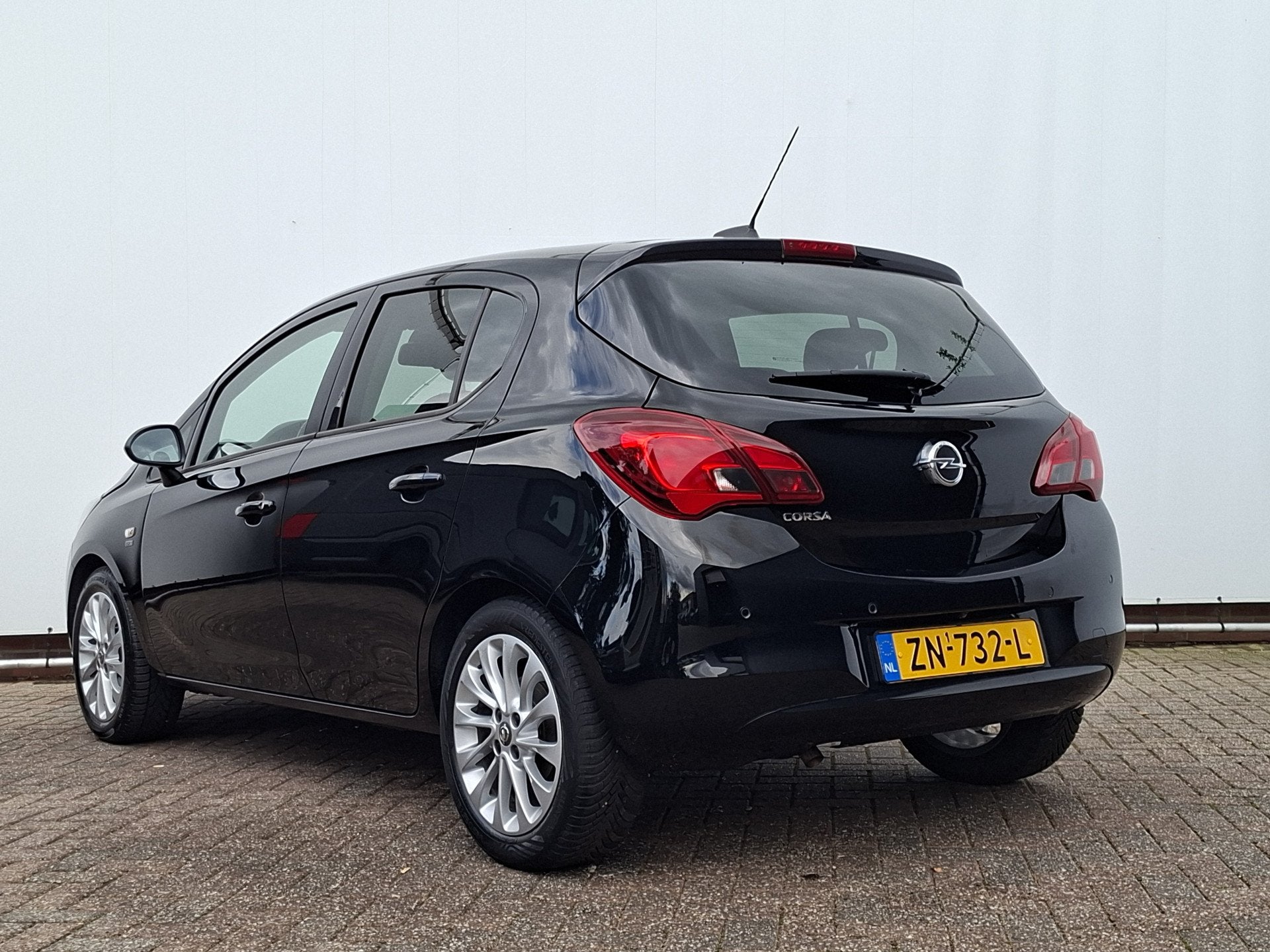 Opel Corsa 1.4 120 Jaar Edition Stoel/Stuurverw. Carplay Cli, Voorwielaandrijving, 1063 kg, Gebruikt, 4 cilinders