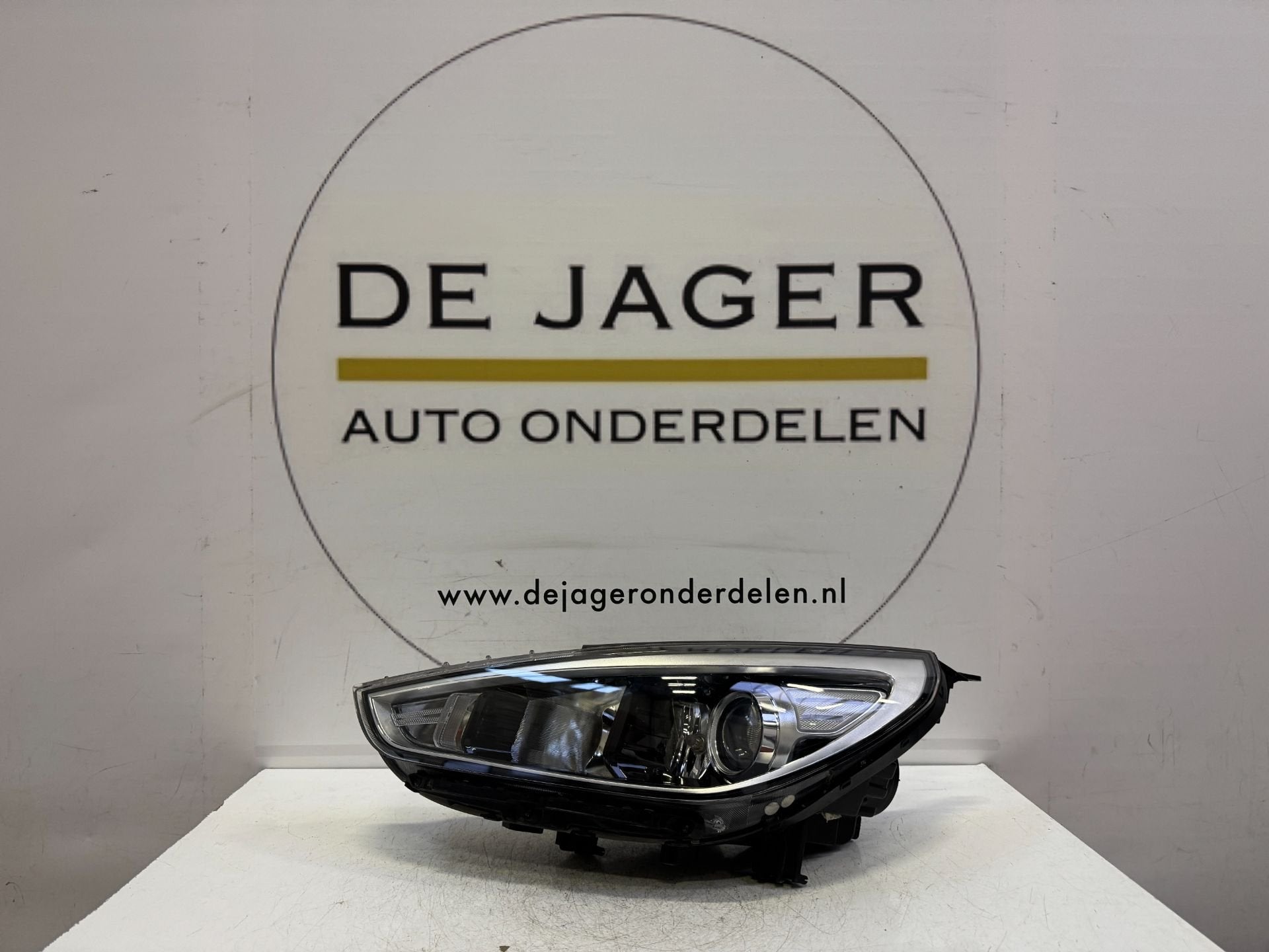 HYUNDAI I30 3 HALOGEEN LED KOPLAMPEN 92101-G4020 92102-G4020, Gebruikt, Heolleung-ro 12
06797  Seoul, Ophalen of Verzenden, Info@hyundai.com