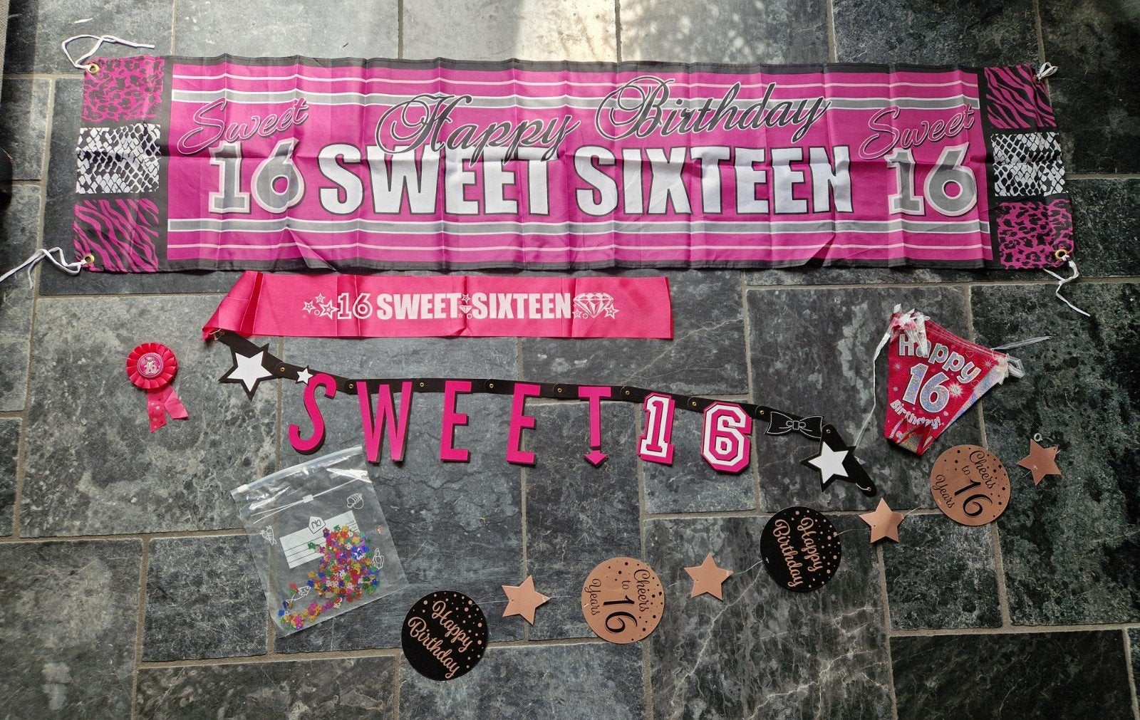 Sweet 16 Feestpakket voor Meisje - Spandoek, Vlaggen, Ophalen of Verzenden, Nieuw, Versiering, Verjaardag