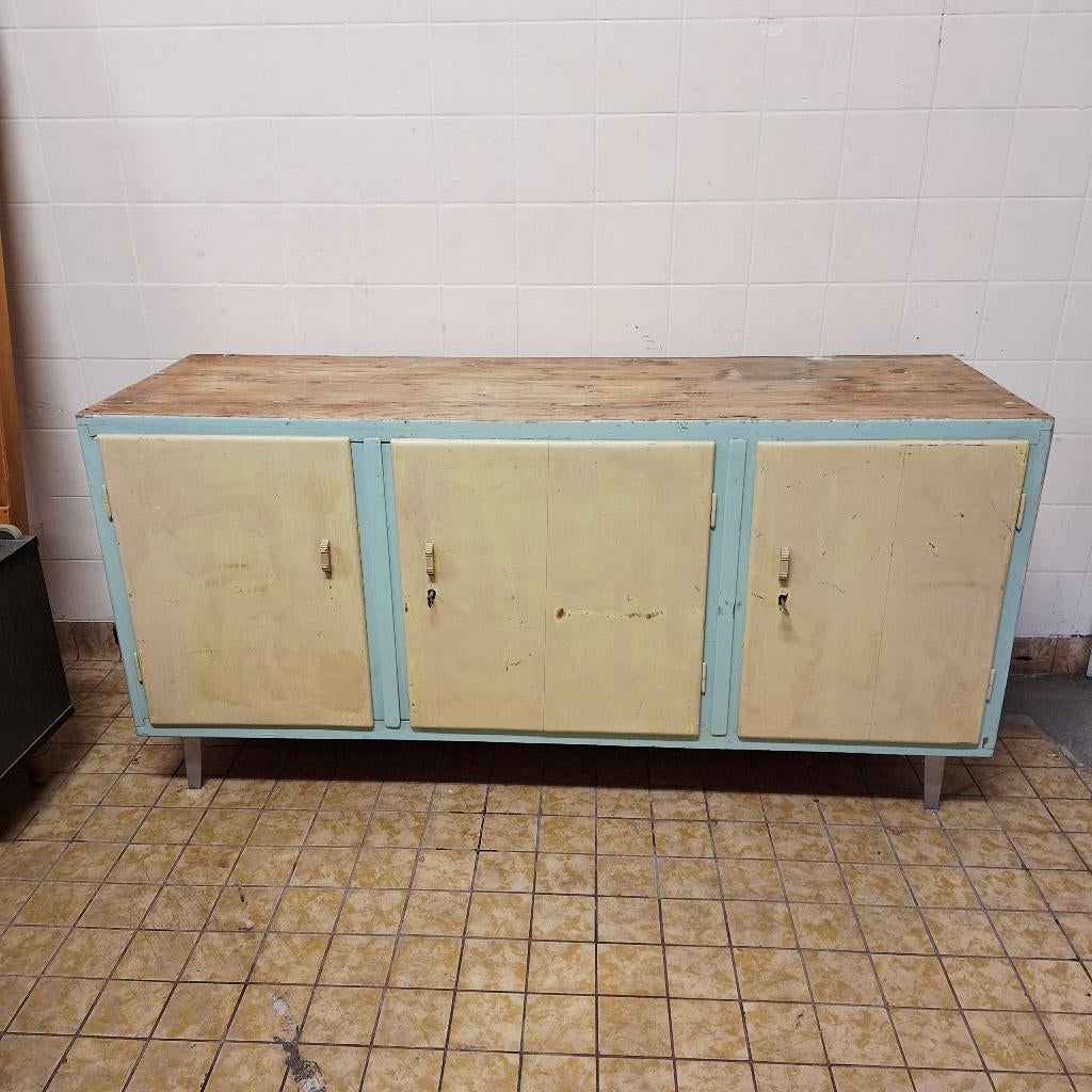 Jaren 50 / Jaren 60 Kast / Dressoir / Verweerd, -, -, 150 tot 200 cm, Vintage Retro Verweerd