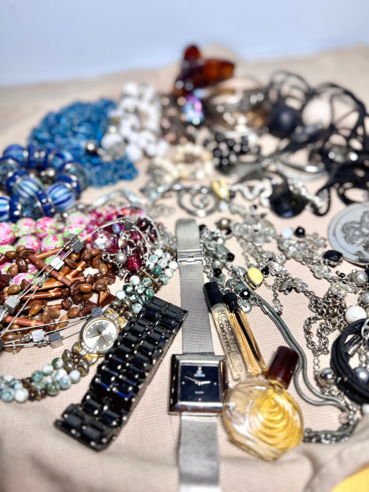 Partij vintage bijouterie Gebruikte oude  bijouterie., Ophalen of Verzenden, Gebruikt, Zilver, Overige materialen