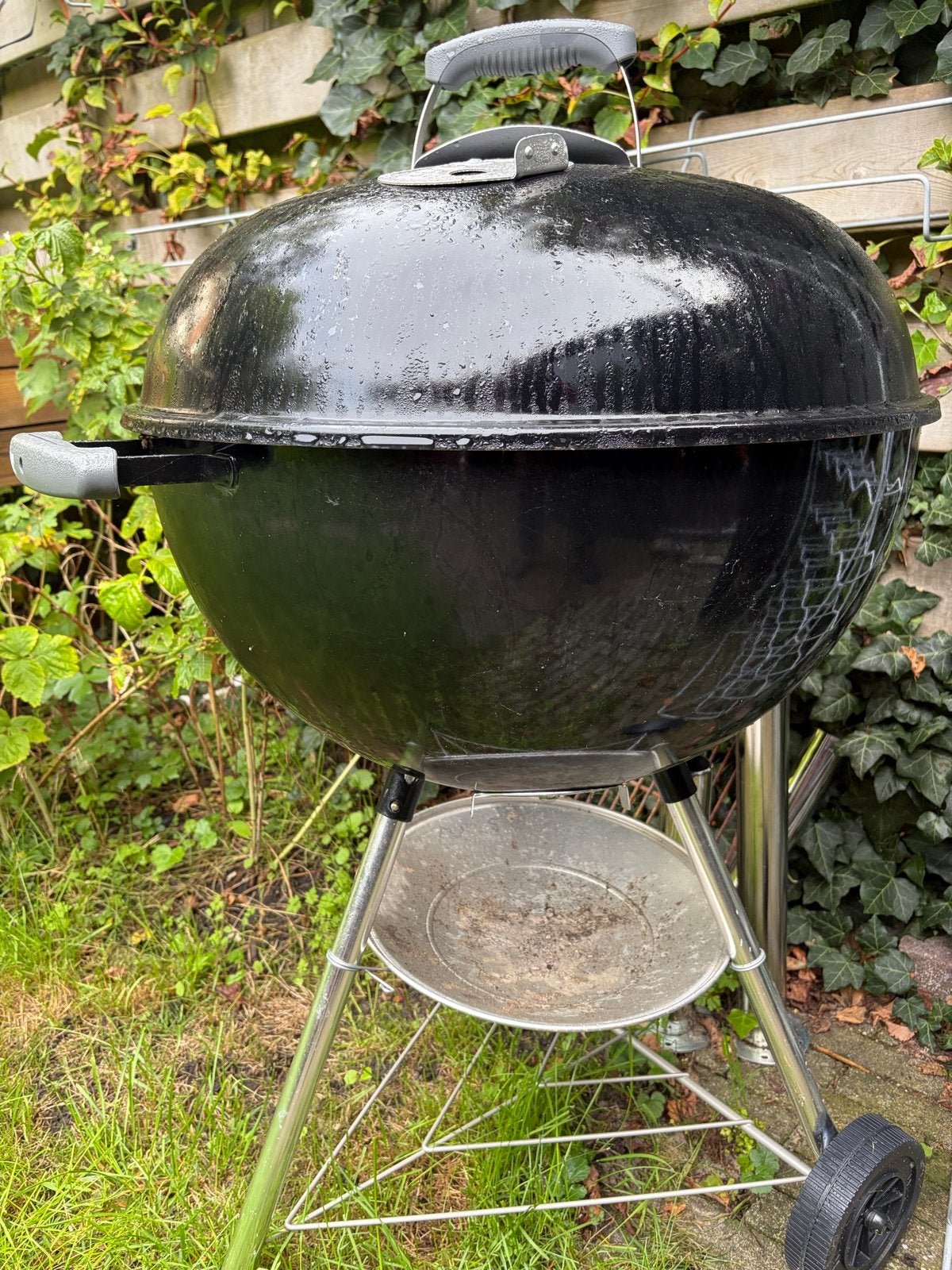 Weber Compact Kettle BBQ 57cm - Zwart, Ophalen, Gebruikt