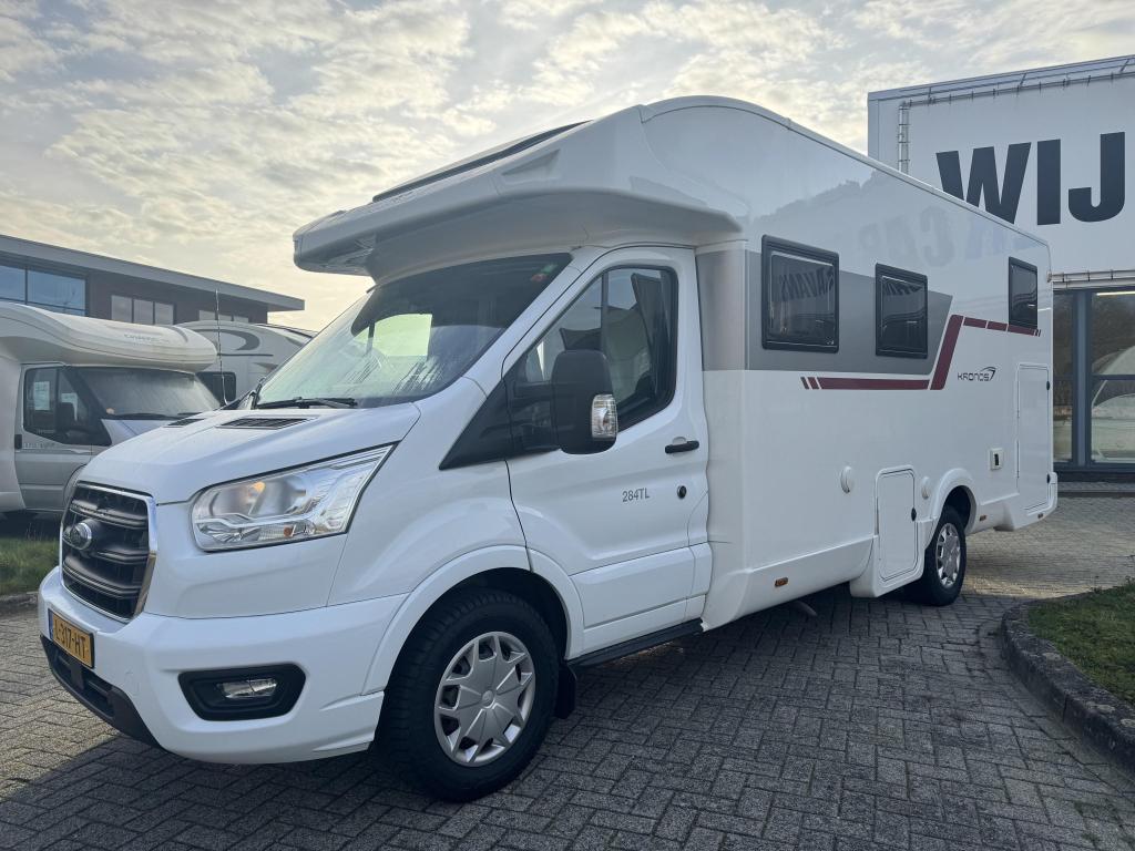 Caravans And Camping Roller
