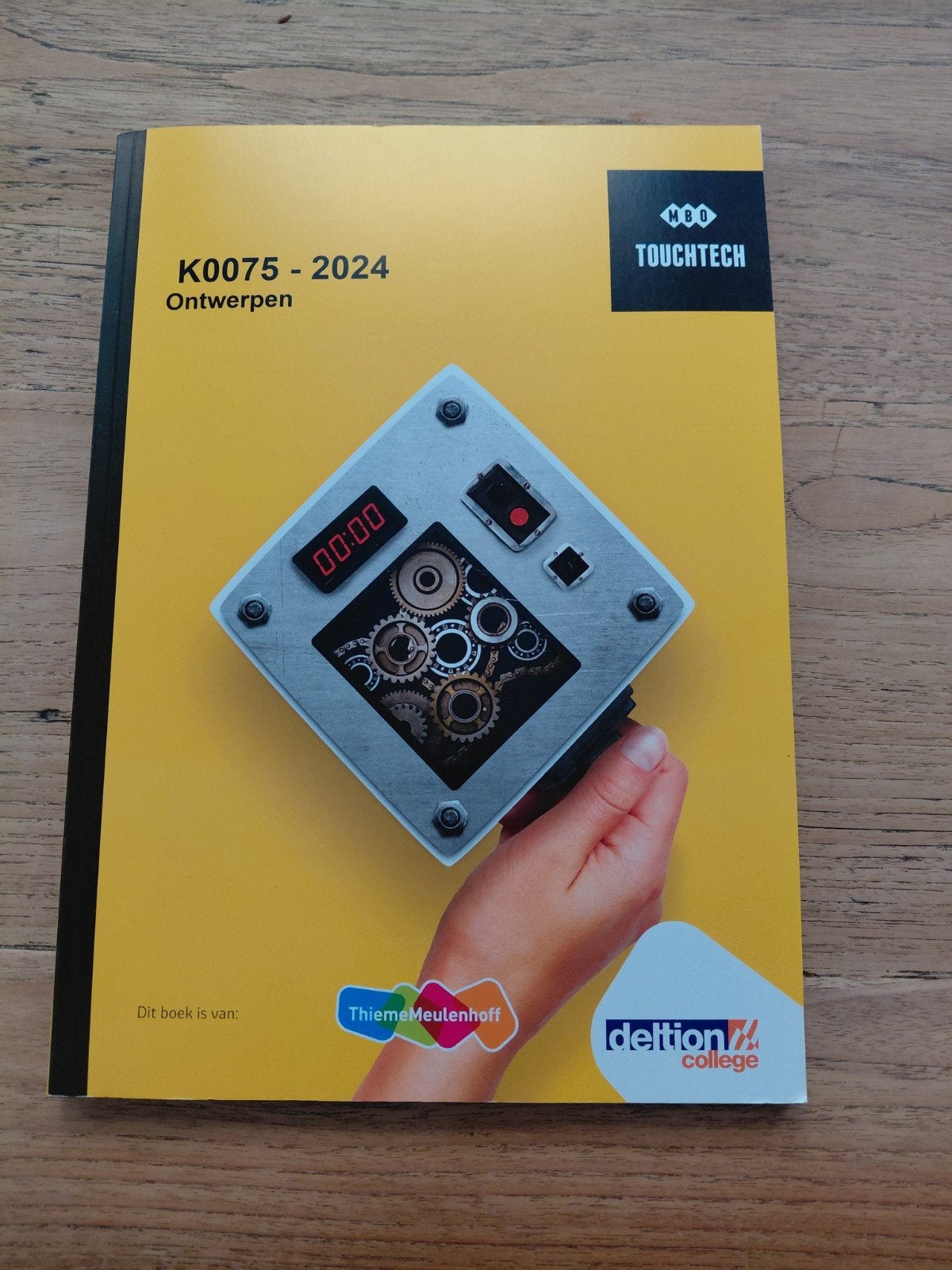 TouchTech K0075 - 2024 Ontwerpen - Elektrotechniek, Ophalen of Verzenden, Zo goed als nieuw, Elektrotechniek, TouchTech