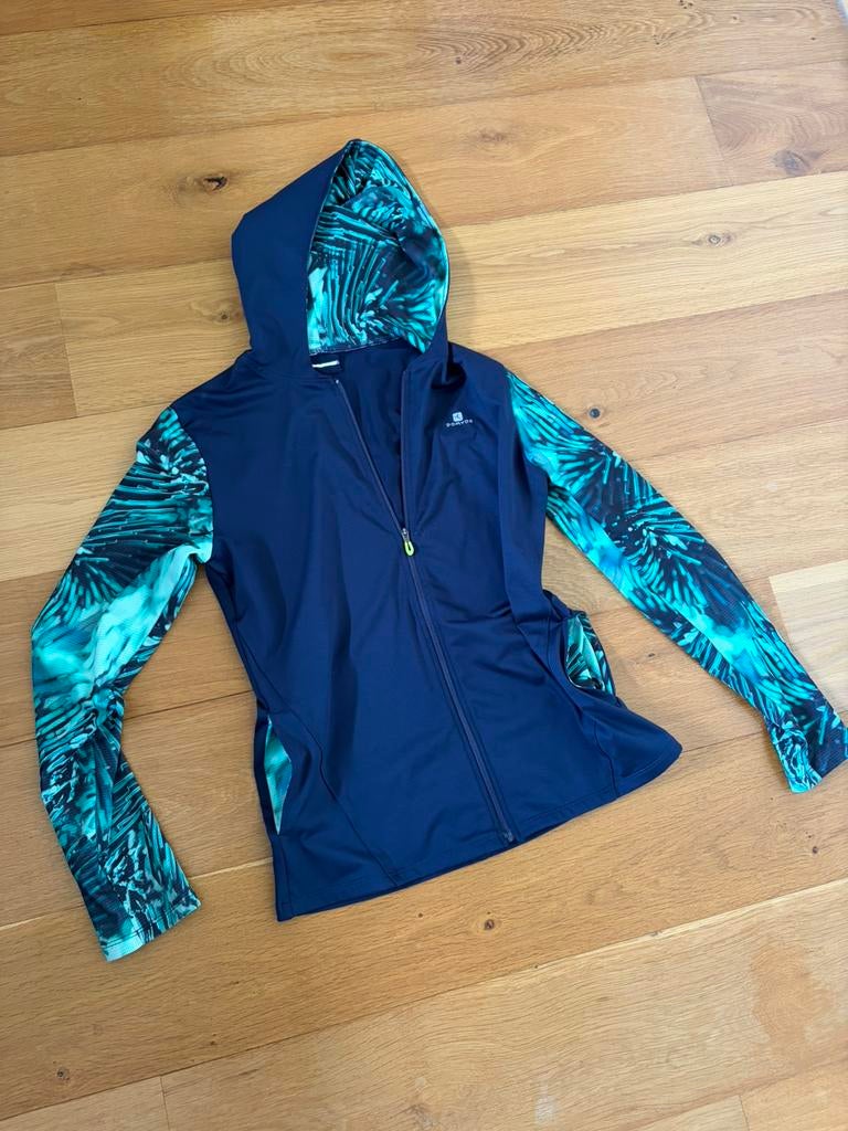 Trainings vest maat 158 decathlon, Ophalen of Verzenden, Zo goed als nieuw, Meisje, Trui of Vest