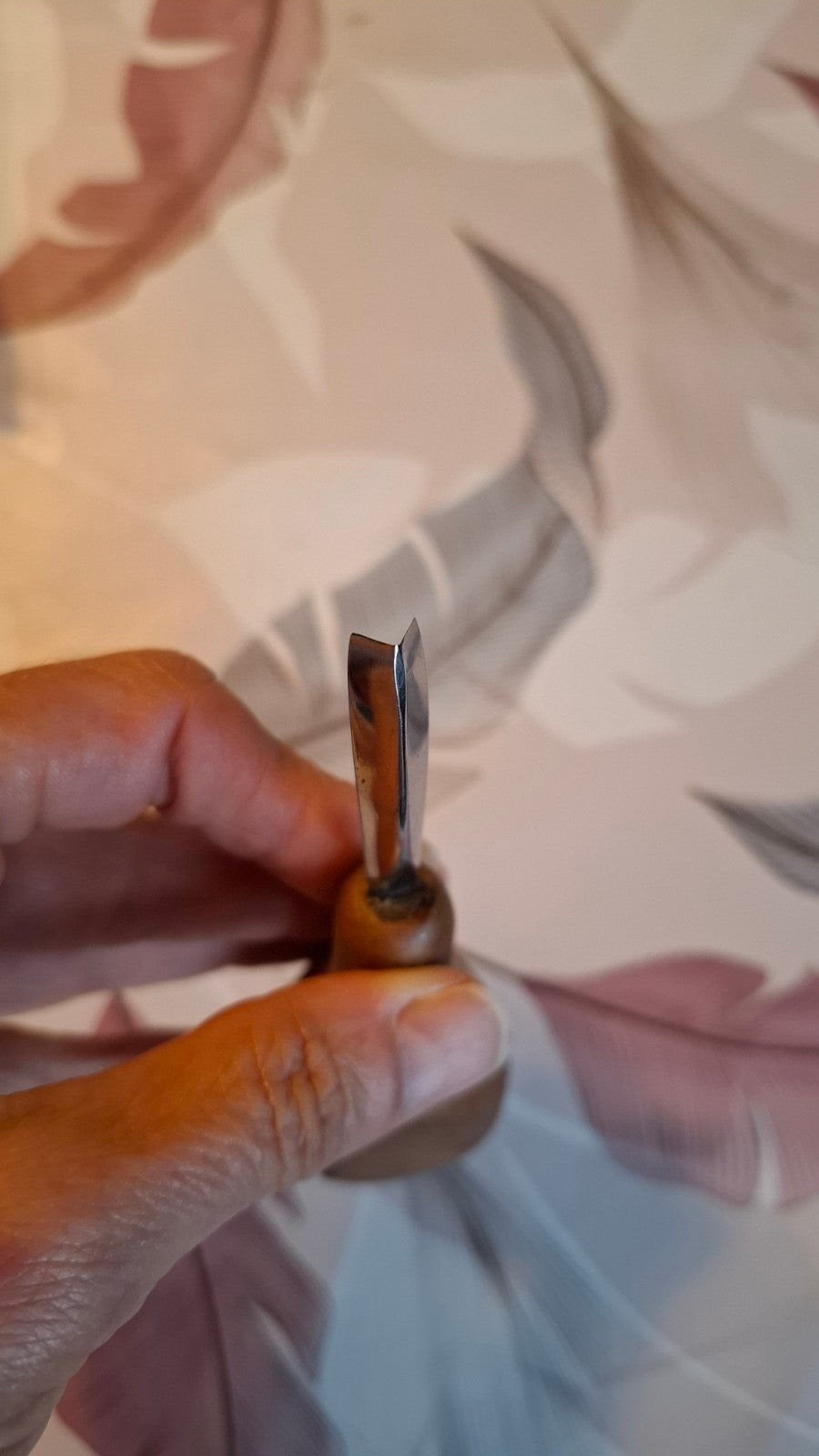 Houtsnijden v-tool en 2 gutsen, Verzenden