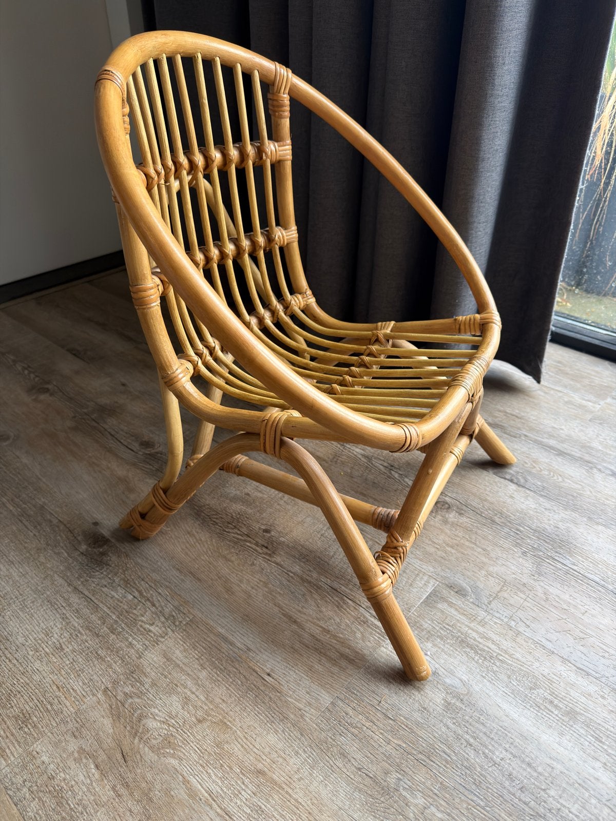 Rotan kinderstoel, Ophalen, Zo goed als nieuw, Stoel