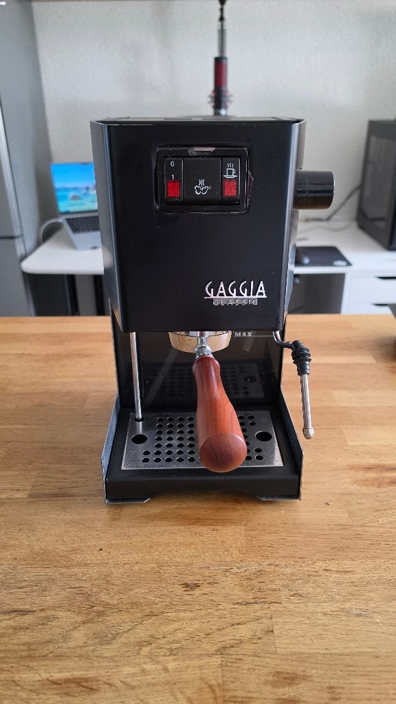 Gaggia Classic + accessoires (bonenmaler gratis erbij), Witgoed en Apparatuur, Ophalen, Gebruikt, Espresso apparaat, Gemalen koffie