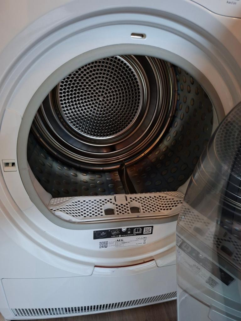 AEG SensiDry warmtepompdroger – TR7386T4B – 1,5 jaar oud, Witgoed en Apparatuur, Wasdrogers, Overige typen, 8 tot 10 kg, Ophalen of Verzenden
