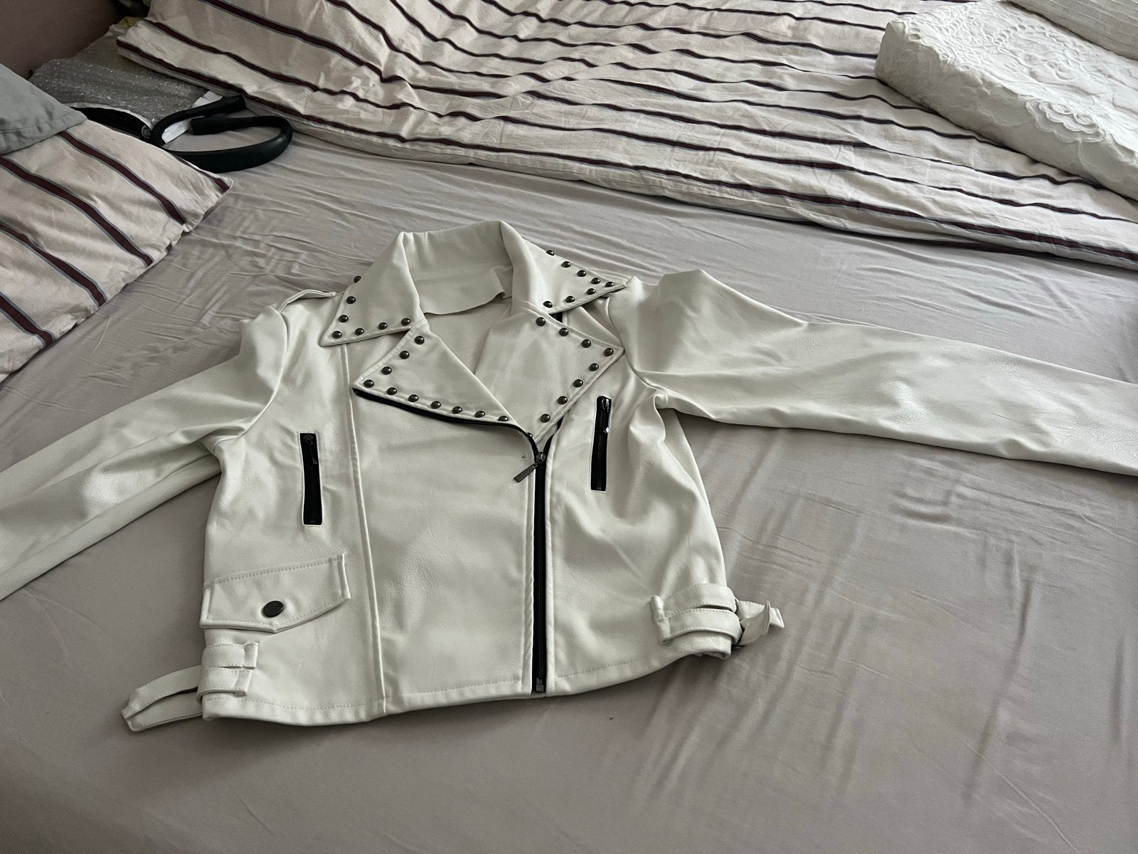 Witte leren bikerjack met studs, Kleding | Dames, Jassen | Zomer, Ophalen of Verzenden, Zo goed als nieuw, Maat 38/40 (M), Wit
