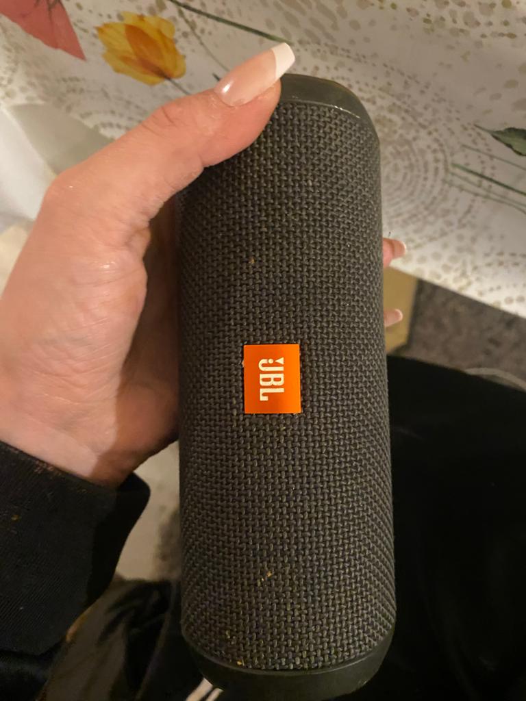 JBL box voor de handige harrie (geluid niet zuiver), Ophalen, Gebruikt, Overige typen, JBL