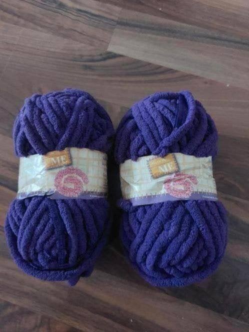 2xPaarsegaren van Made by Me, 35m( elke), nieuwe =2,25euro, Ophalen of Verzenden, Nieuw, Haken, Wol of Garen