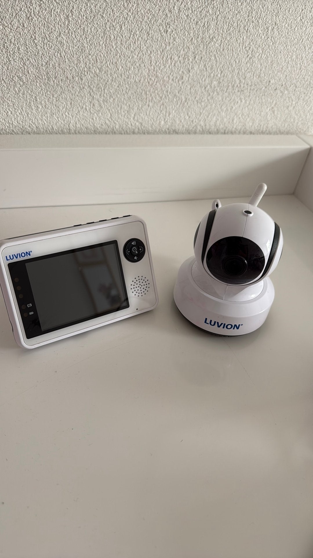 Luvion essential babyfoon, Ophalen of Verzenden, Zo goed als nieuw, 100 tot 250 meter