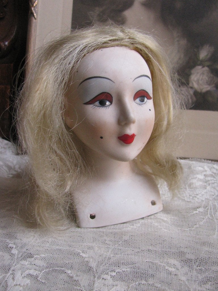 Oud Poppenhoofd / Hoofd van een Pop in Art Deco Stijl, Verzenden