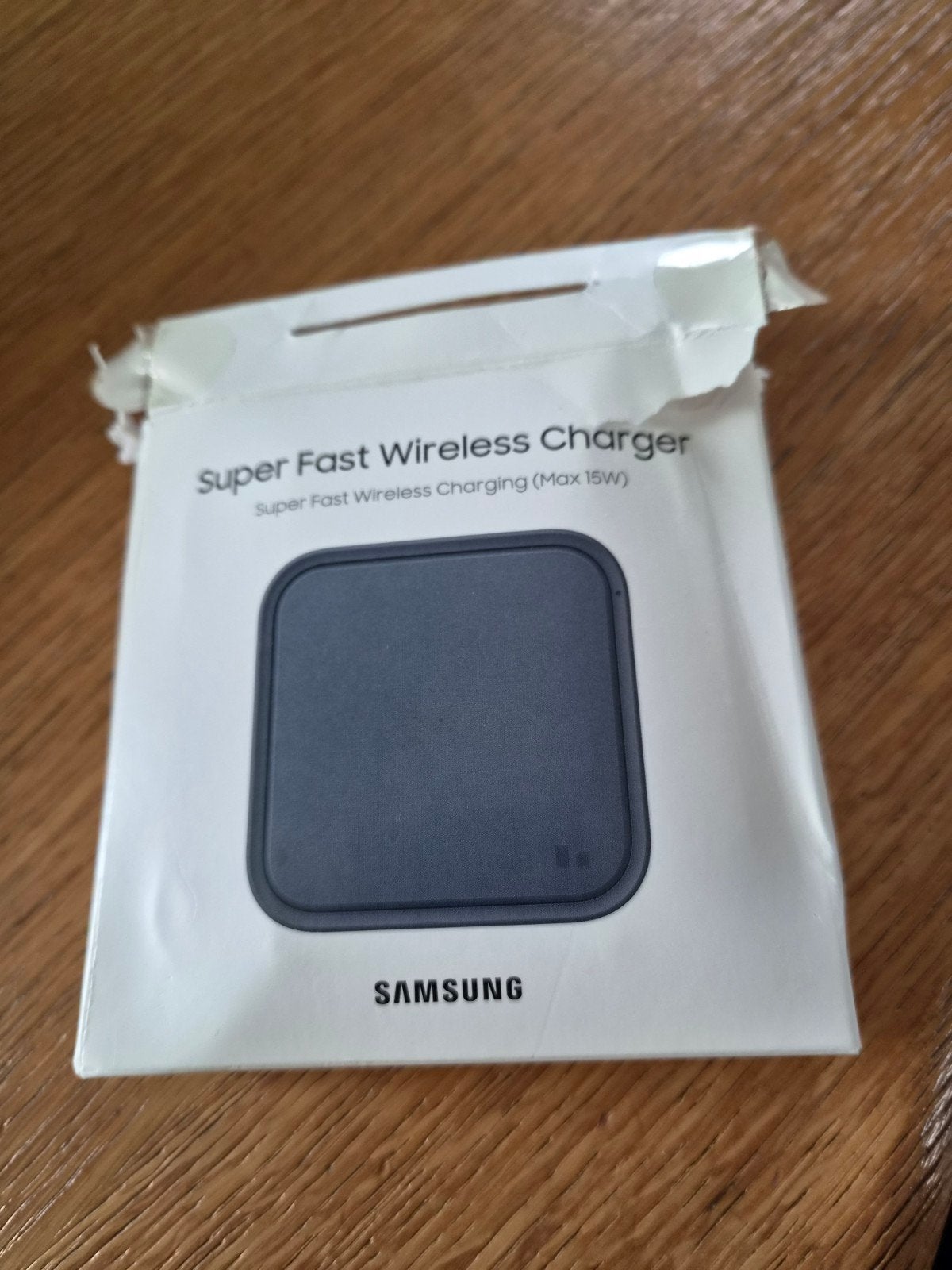 Samsung Super Fast Wireless Charger Max 15W - Nieuw, Draadloze oplader, Nieuw, Ophalen of Verzenden, Samsung