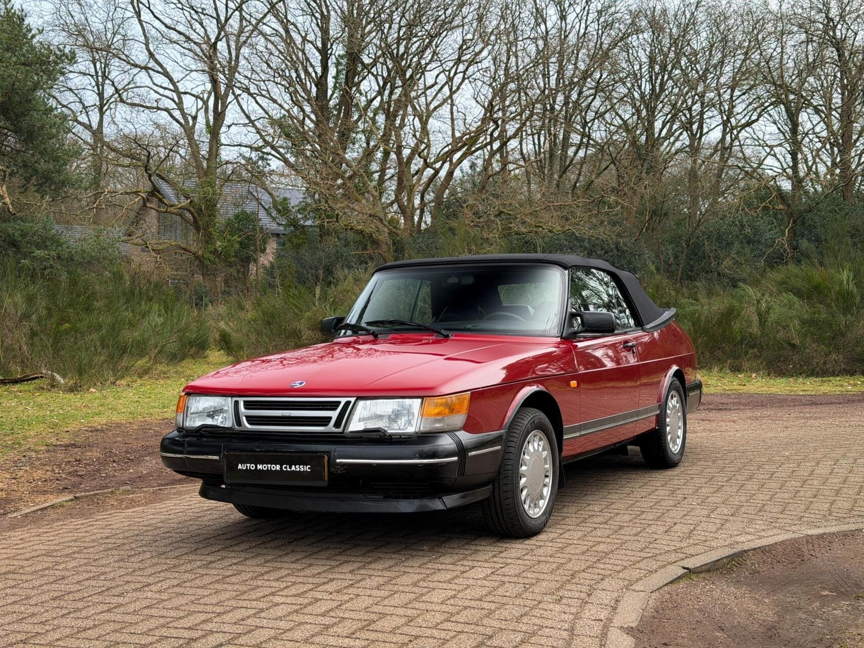 Saab 900 Cabriolet 2.0i 16v | Cherry Red, Auto's, Voorwielaandrijving, Stof, Zwart, 4 cilinders