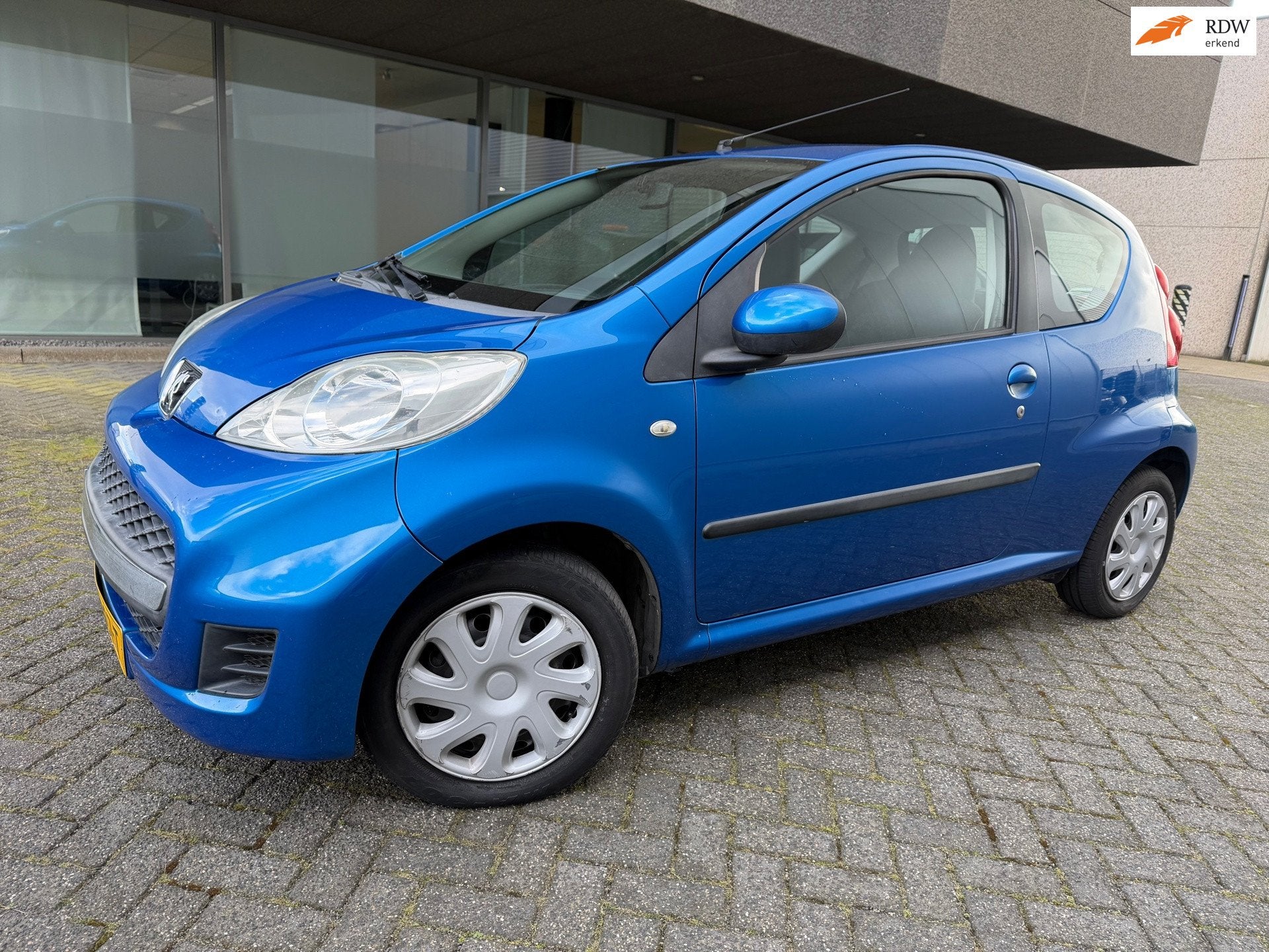 Peugeot 107 1.0-12V XR BJ 11-2009 APK 9-2026, Voorwielaandrijving, Gebruikt, 68 pk, Bedrijf