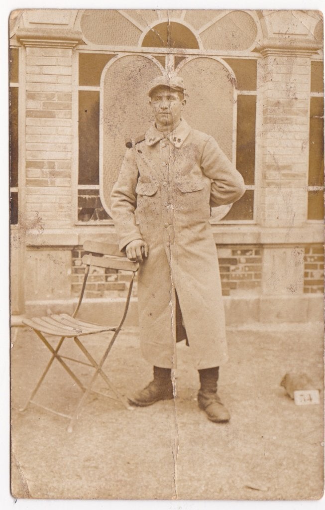 Originele WOI Fotokaart Franse Soldaat Overjas Reg. 86, Verzamelen, Militaria | Algemeen, Landmacht, Foto of Poster, Overige gebieden