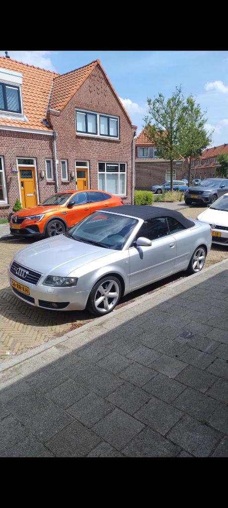 Audi A4 1.8 Cabrio S Line AUT, Zwart, Cabriolet, 4 stoelen, A4