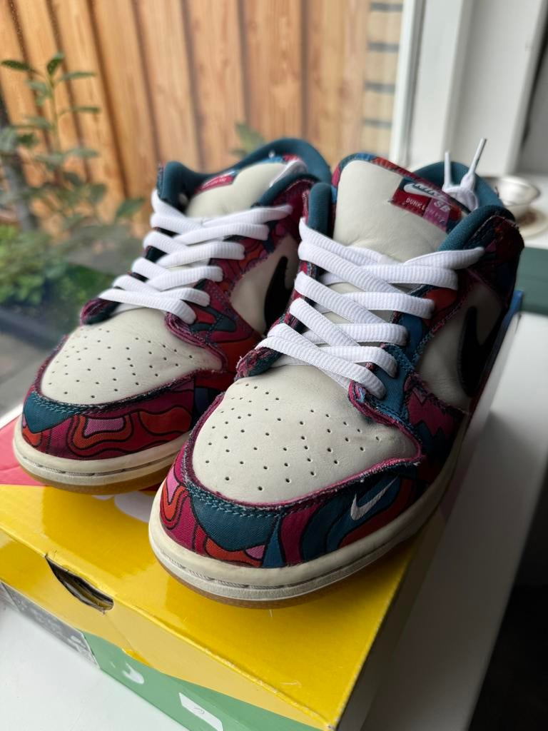 Nike SB dunk low pro Parra Abstract Art | 44.5, Ophalen of Verzenden, Gebruikt, Schoenen