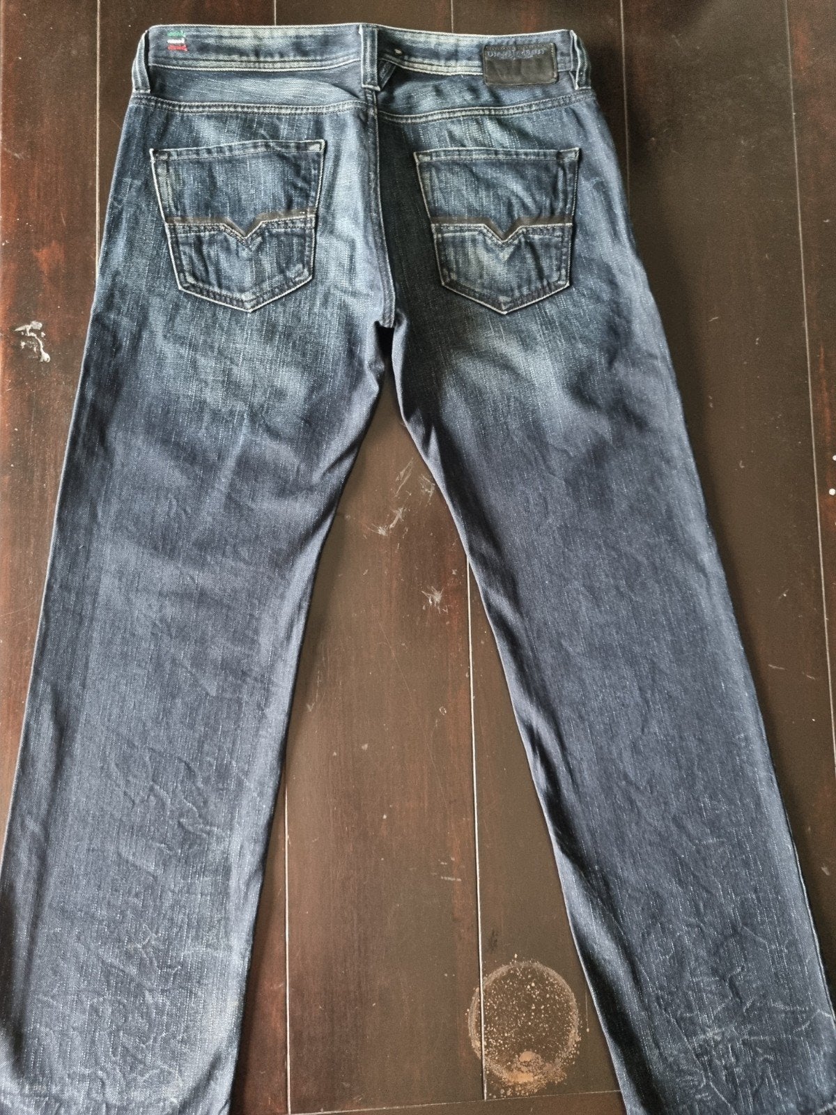 ZGAN CLASSIC DIESEL LARKEE REGULAR STRAIGHT JEANS SIZE 33/32, Kleding | Heren, Diesel, Blauw, Ophalen of Verzenden, Zo goed als nieuw