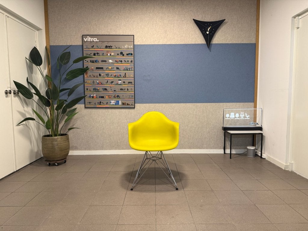 Vitra | Eames | DAR | Mosterdgeel | 2x, Huis en Inrichting, Niet ingevuld, Twee, Niet ingevuld, Ophalen of Verzenden