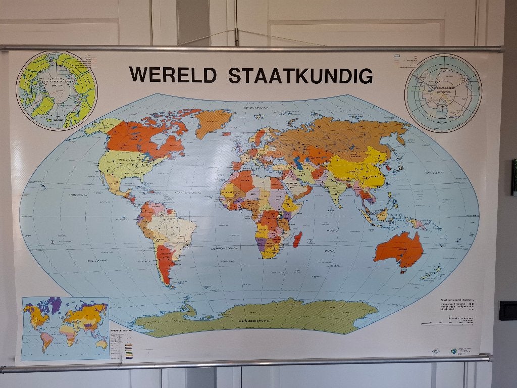 Wereldkaart staatkundig incl. klimaat en N en Z pool, Ophalen, Aardrijkskunde