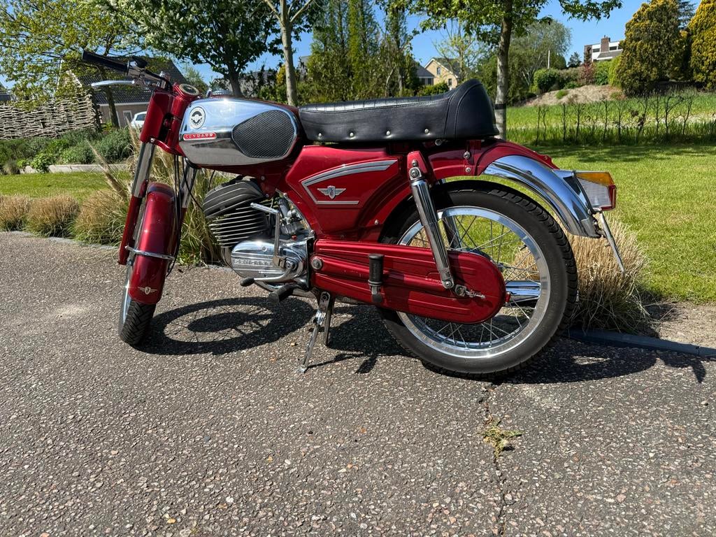 Zundapp KS 125., Ophalen, Overige modellen, 125 cc, Zo goed als nieuw