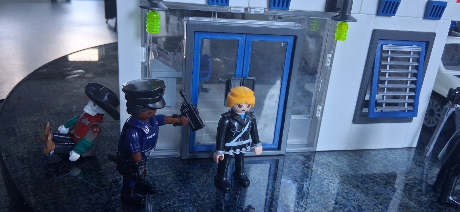 playmobiel politiebureau, Kinderen en Baby's, Speelgoed | Playmobil, Ophalen of Verzenden