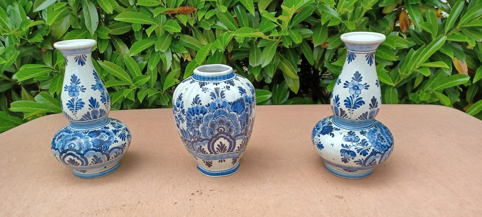 Set van 3 Delfts Blauwe Vazen - Handgeschilderd, Antiek en Kunst, Ophalen of Verzenden