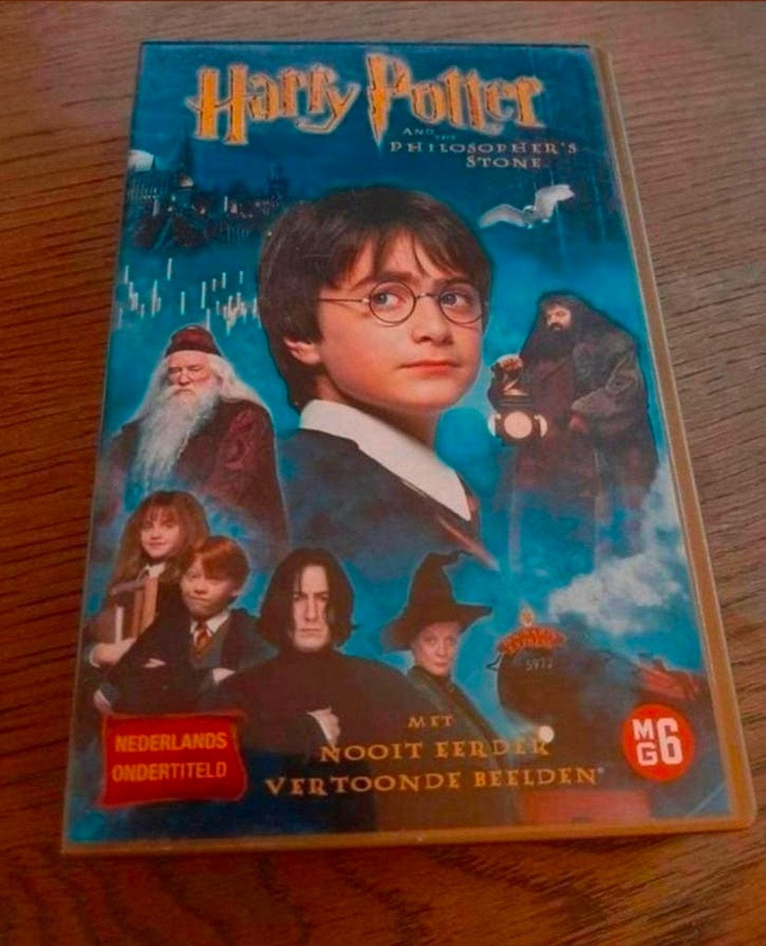 Harry Potter philosopher stone videoband. Engels gesproken, Cd's en Dvd's, VHS | Film, Vanaf 6 jaar, Ophalen of Verzenden, Gebruikt