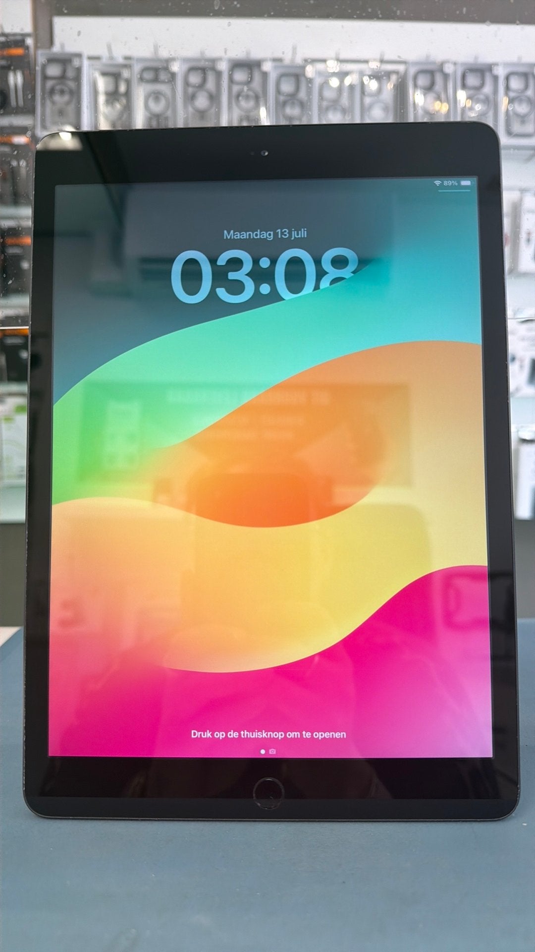 iPad 8TH 2020 32GB (69)