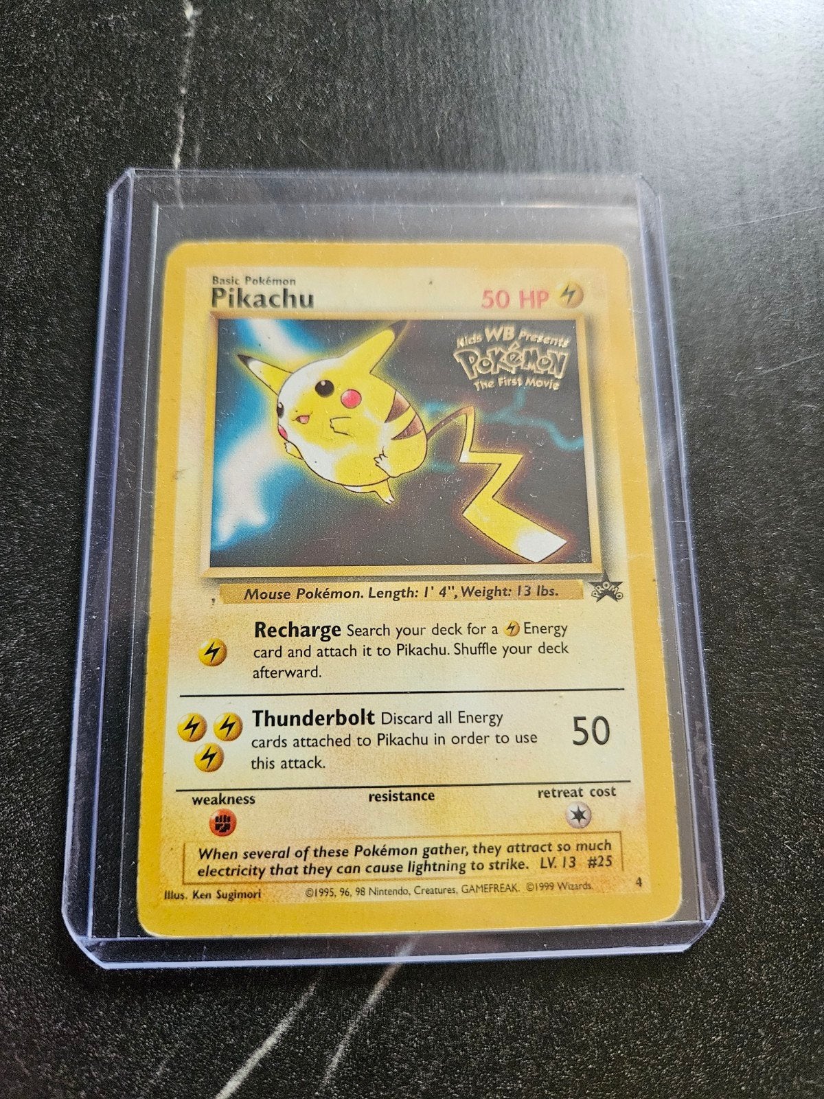 Pikachu Pokémon Movie Promo Kaart (Kids WB Presents), Ophalen of Verzenden, Zo goed als nieuw, Losse kaart, Foil