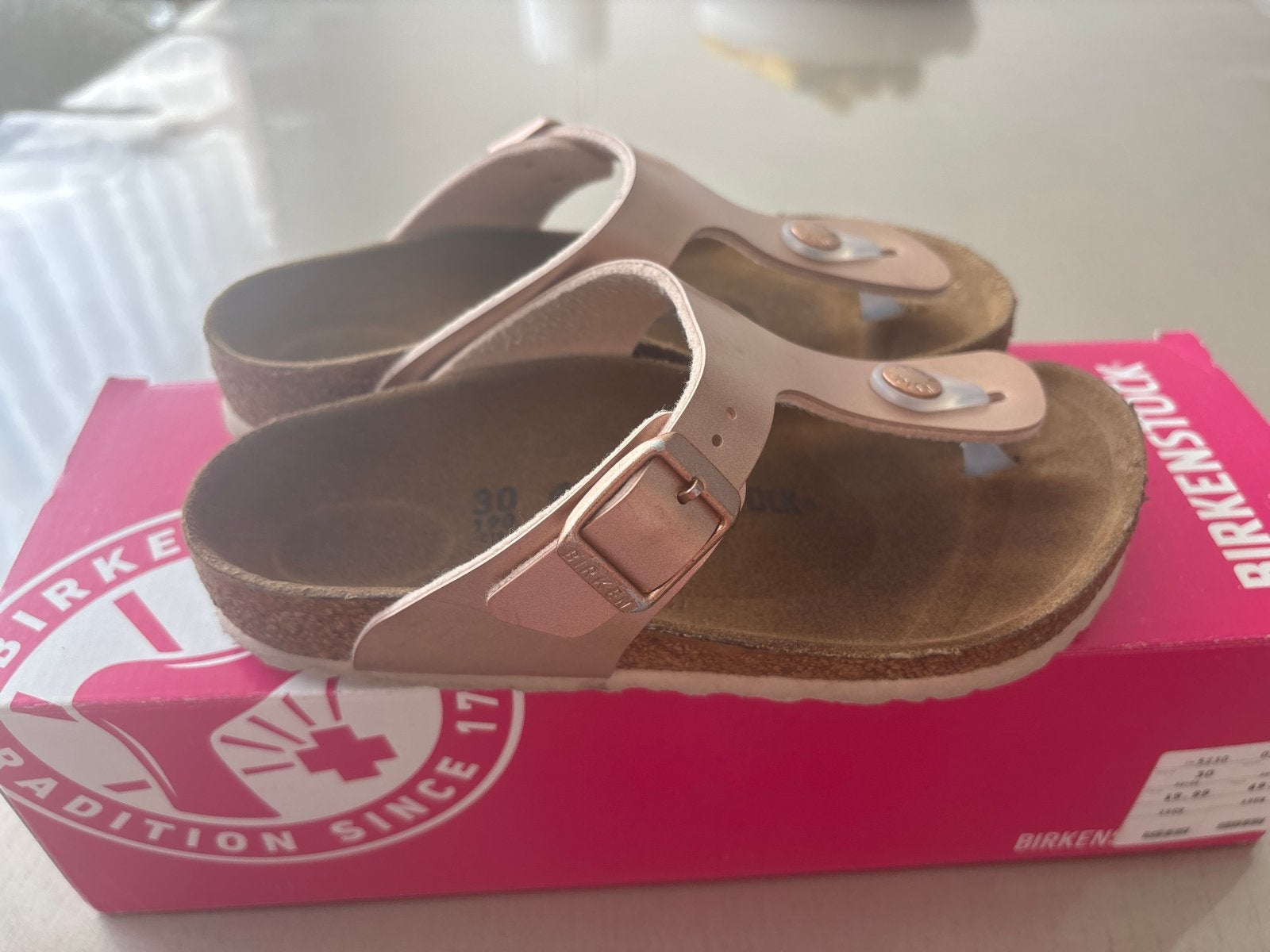 Birkenstock teenslippers maat 30, zo goed als nieuw, Ophalen, Meisje, Schoenen, Zo goed als nieuw