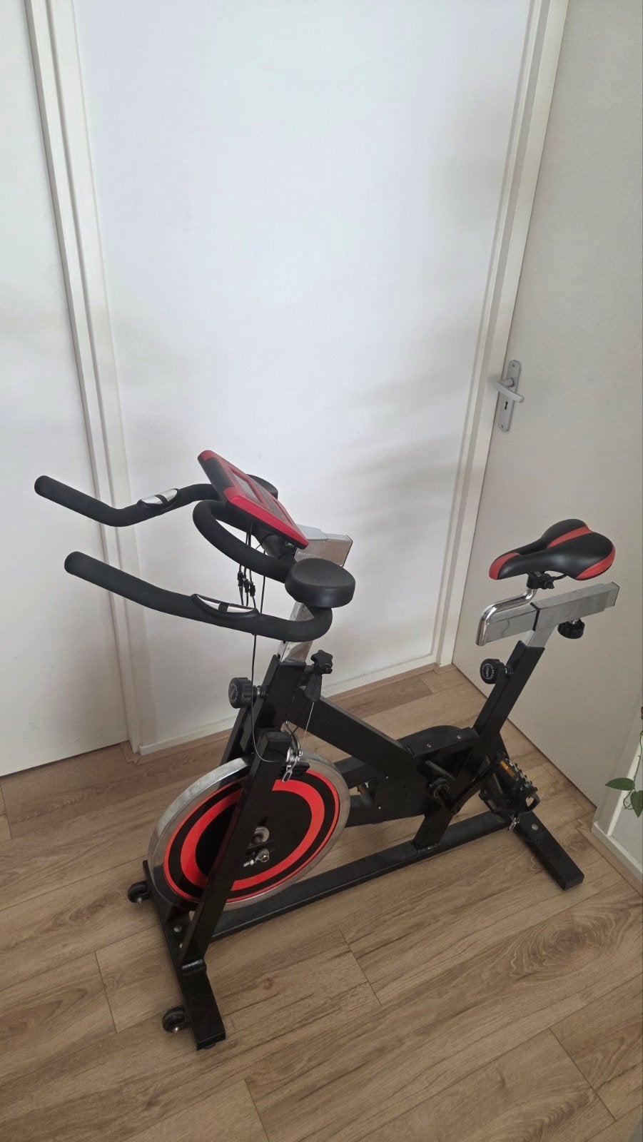 Spinningfiets - Ideaal voor thuistraining, Gebruikt, Spinningfiets, Ophalen of Verzenden, Metaal