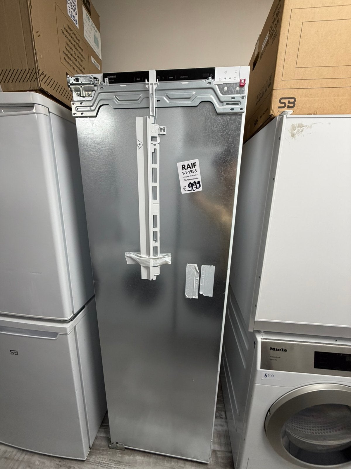 Siemens IQ500 GI81NECE0 Inbouw Vriezer Vrieskast 212L Nieuw, Witgoed en Apparatuur, Vrieskast, Nieuw, Minder dan 60 cm, Energieklasse A of zuiniger